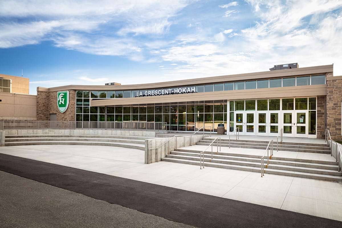 budova mojí nové školy